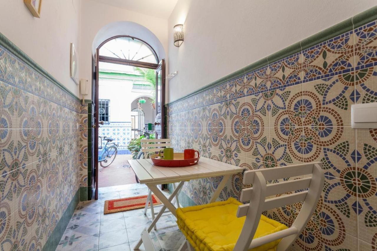 Wish Suite Pureza De Triana Sevilla Exterior photo